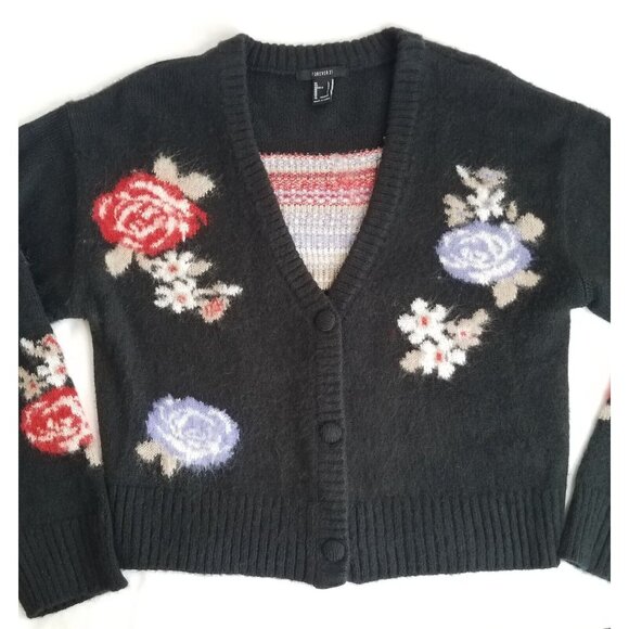 Forever 21 Black Floral Short Cardigan Sweater LARGE Red Blue Fuzzy Soft - Picture 3 of 15